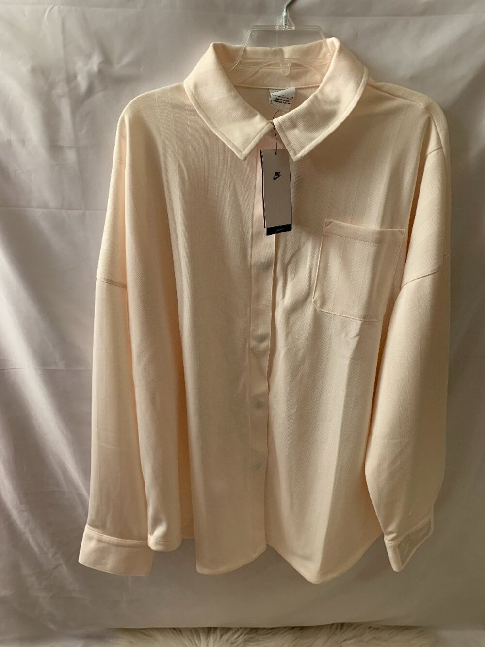 NIKE SPORTWEAR Oversized Jacquard Striped Button Down Shirt in Pale Ivory Sz L